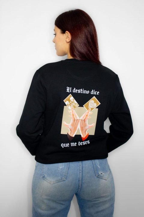 sudadera negra el destino dice que me beses femenina